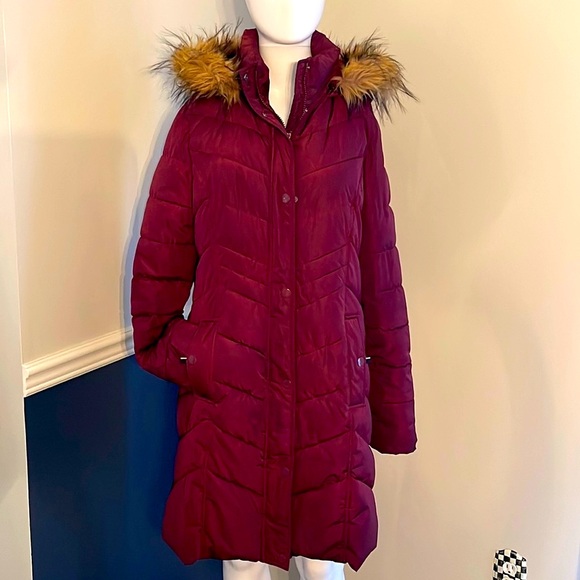 Tommy Hilfiger Burgandy Puffer Long Jacket Coat Detachable Faux Fur Hoodie M - Picture 2 of 15
